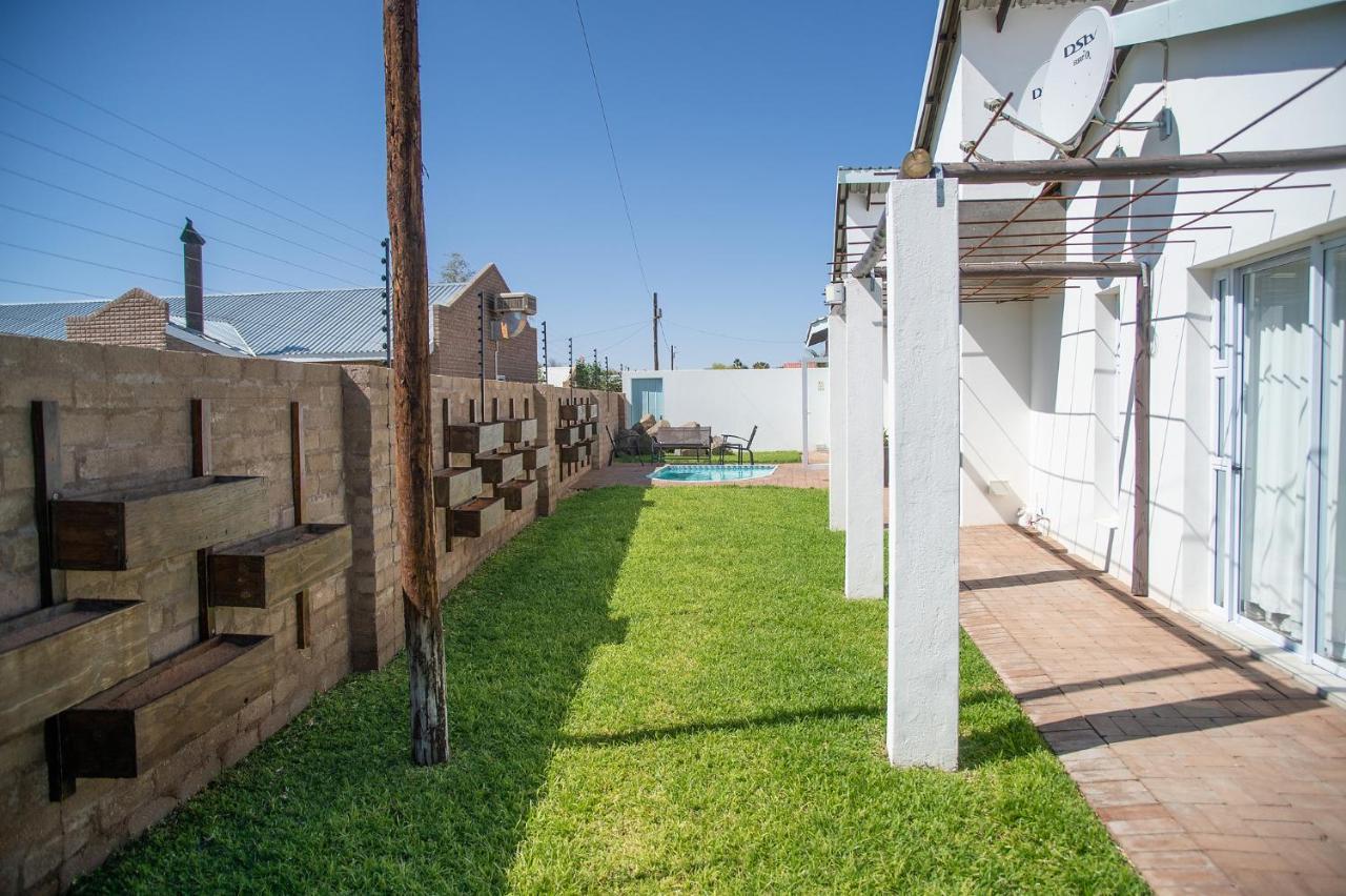Das Dunen Upington Exterior foto