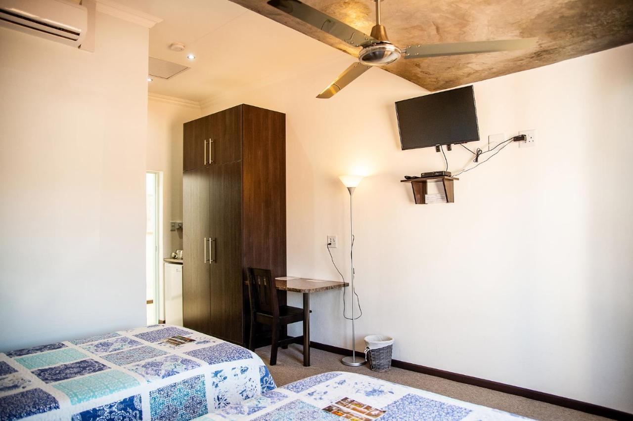 Das Dunen Upington Exterior foto